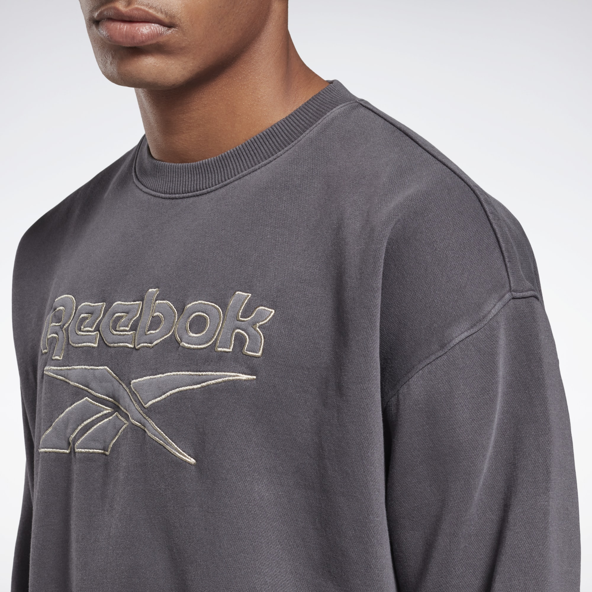 reebok classics premium sweatshirt in washed black