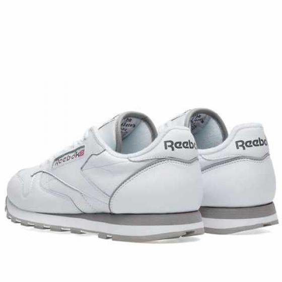 Кроссовки Reebok Classic Leather CM9670