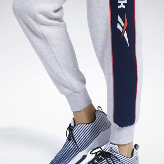 Спортивные брюки Classics Linear Fleece
